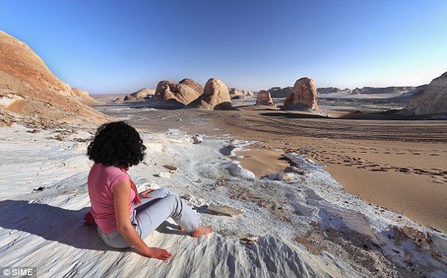 Bahrariya Oasis– White Desert
