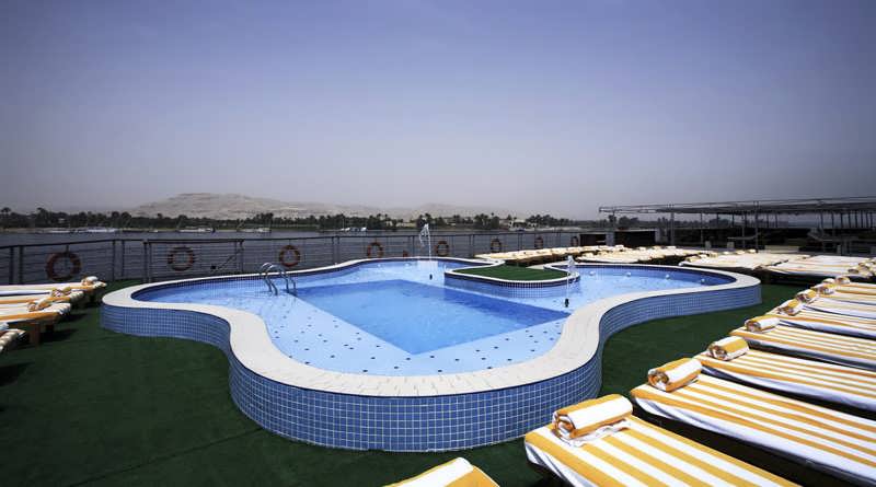 nile-premium-nile-cruise-pool